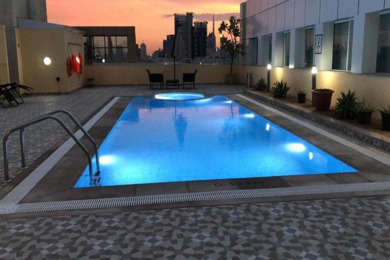 Jacob'S Garden Hotel Дубай Экстерьер фото