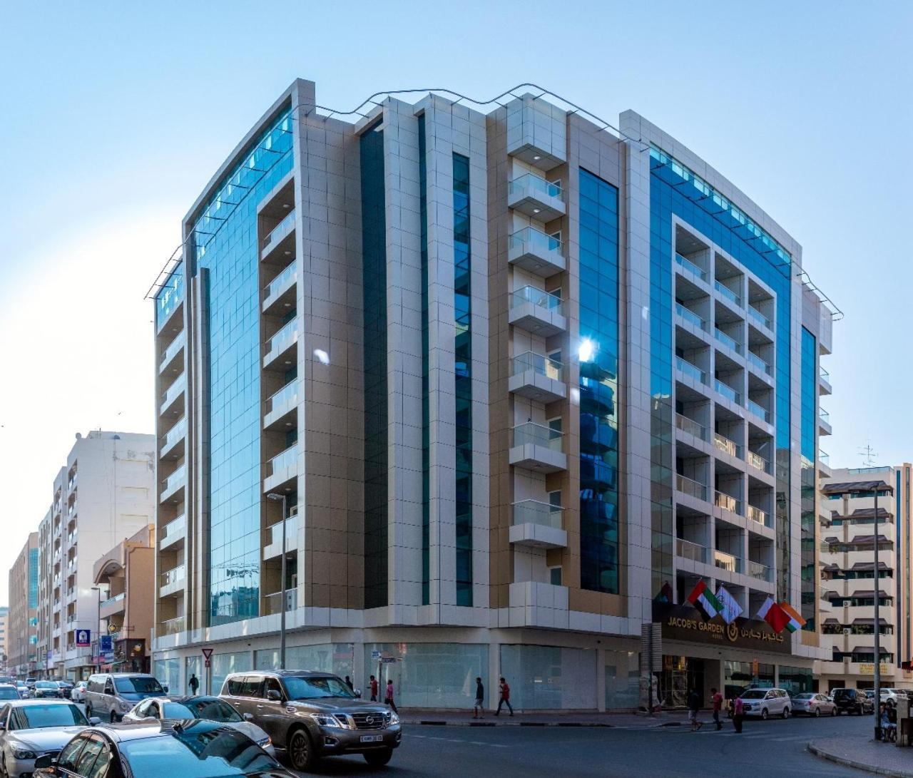 Jacob'S Garden Hotel Дубай Экстерьер фото